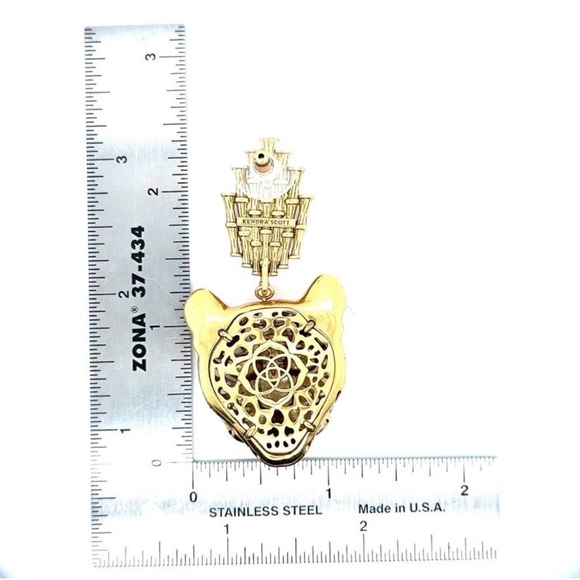 Sold Out Kendra Scott Maura Vintage Gold Jaguar Earrings in Sage Serpentine - Picture 7 of 13